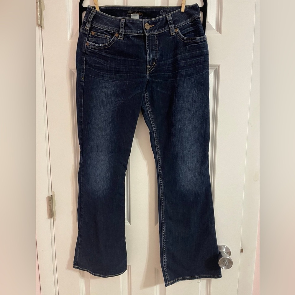 NWOT Silver jeans Suki midrise bootcut distressed jeans, size 30